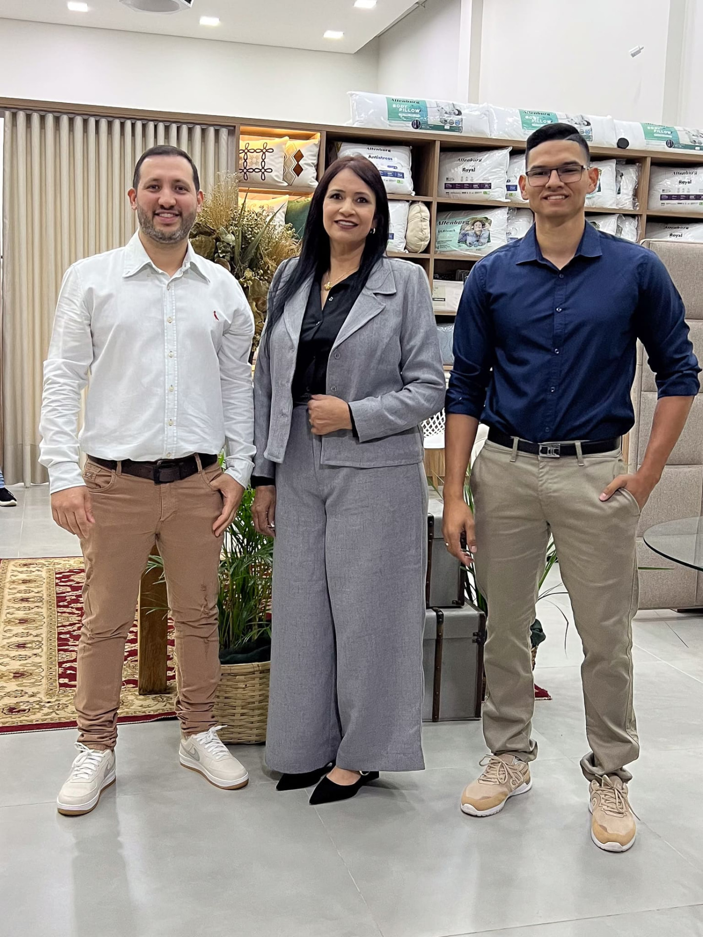 Equipe Grupo Inove Decor na loja